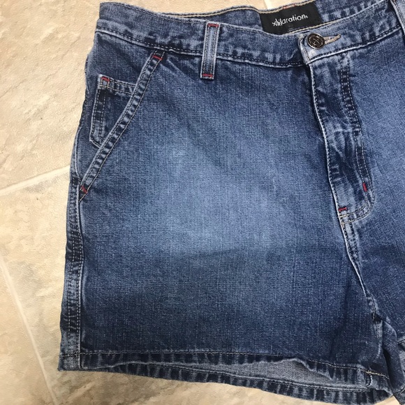 Xhilaration Jean Shorts -Size 9 - Picture 2 of 6